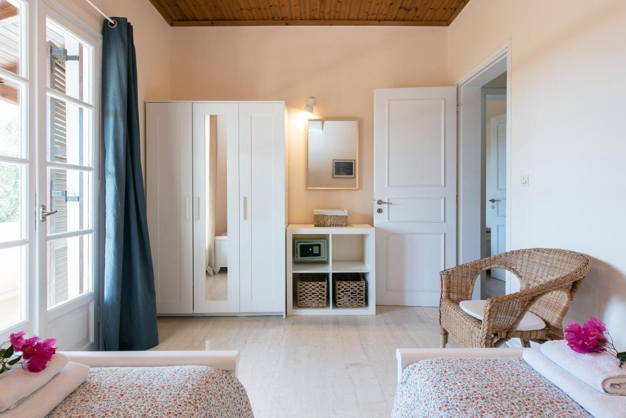 Villa Lofos Kassiopi Ngoại thất bức ảnh