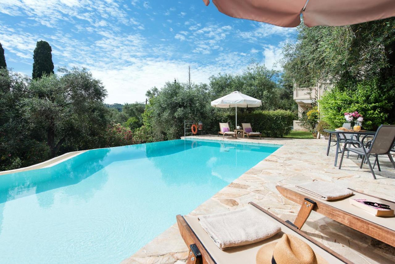 Villa Lofos Kassiopi Ngoại thất bức ảnh