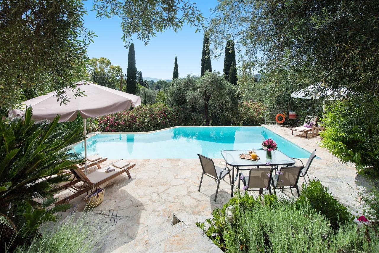 Villa Lofos Kassiopi Ngoại thất bức ảnh