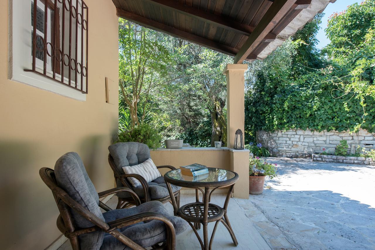 Villa Lofos Kassiopi Ngoại thất bức ảnh